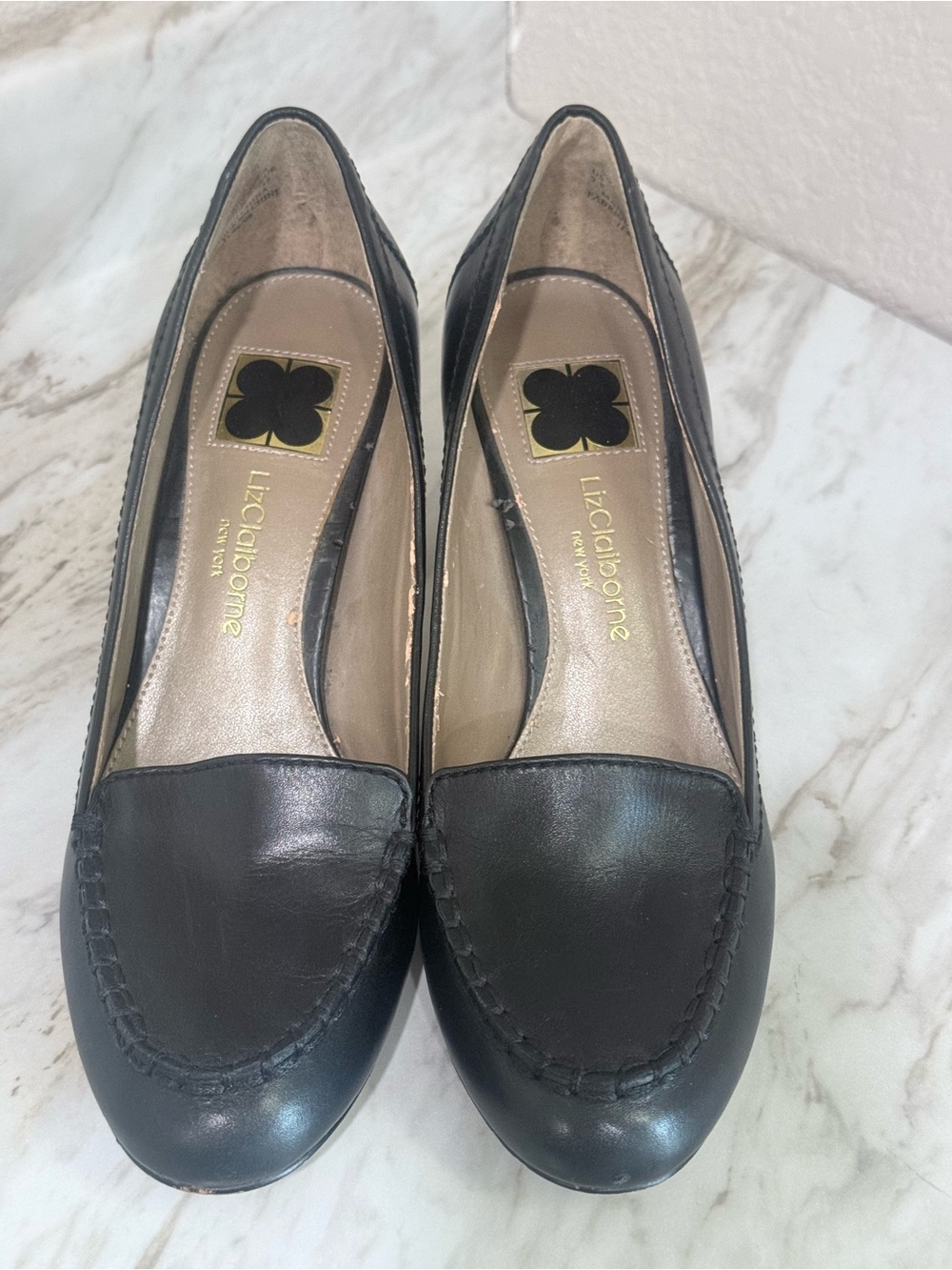 Liz Claiborne Black Leather Moc Toe Loafers